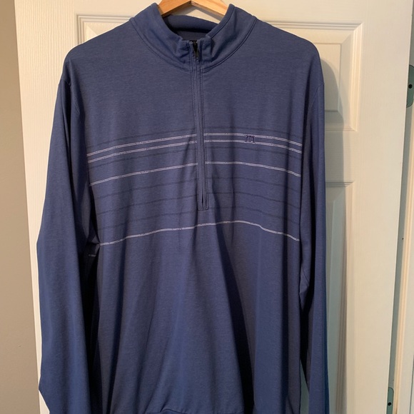 Travis Mathew pullover - Picture 1 of 3